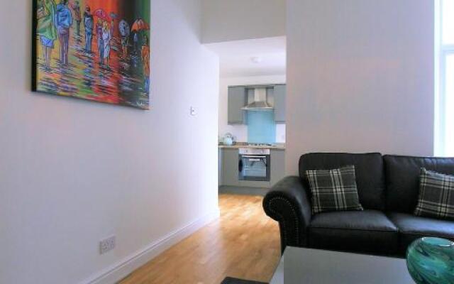 Dryburgh Apartment No3