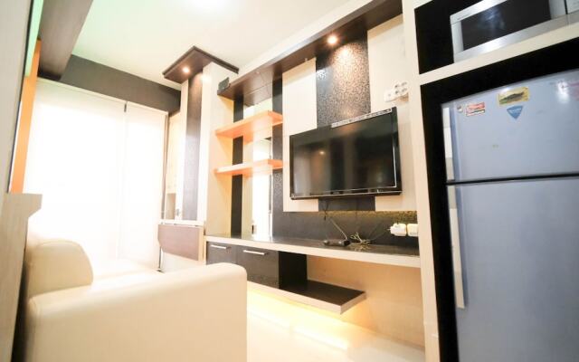 Best Location And Homey 2Br At Twin Tower Apartment