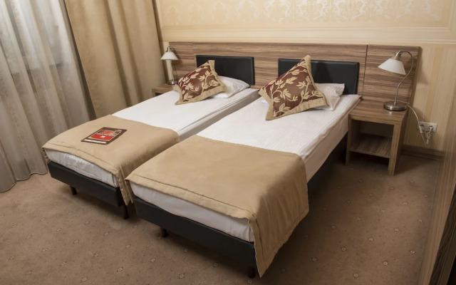 Hotel Iskierka Business & Spa