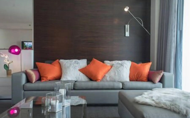 Luxury Suites at the Palms