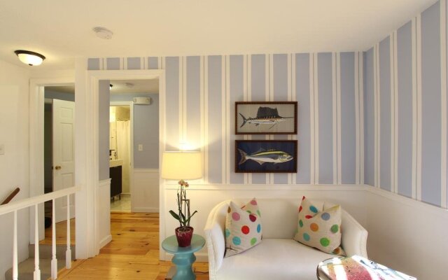 Charles and Charles MV