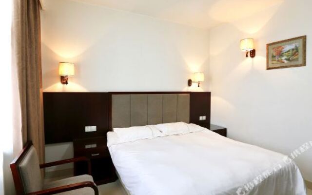 Huangguan Holiday Hotel