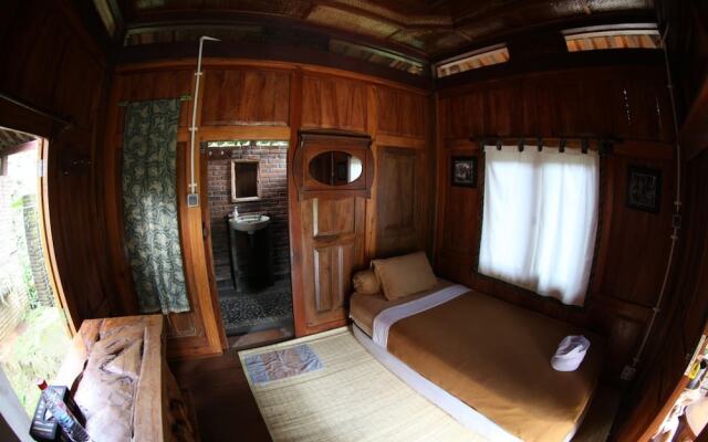 Omah Garengpoeng Guest House