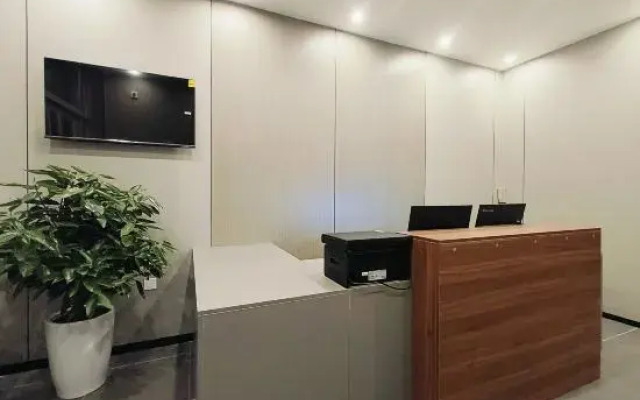 Xiguo Hotel (Huiyou Plaza Branch, Aowei Road, Xiong'an New Area)