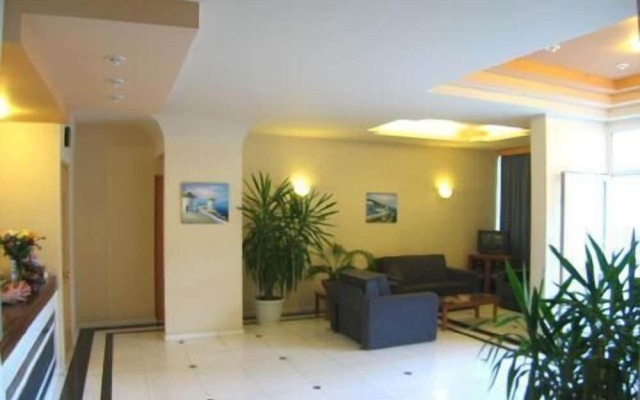 Creta Hotel