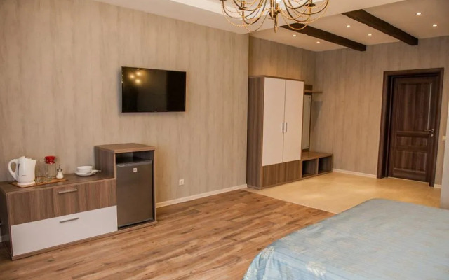 VIP House hotel at Solnechnaya