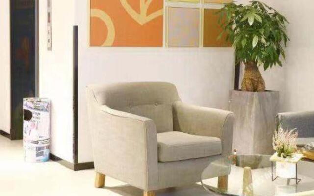 Pod Choice Hotel (Deqing West Station)