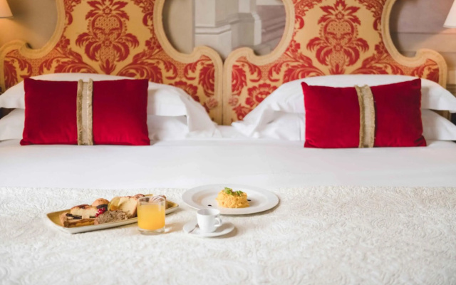 Grand Hotel Continental Siena – Starhotels Collezione