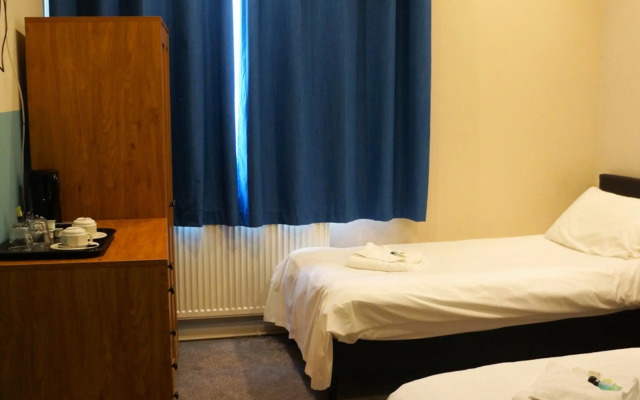 OYO Oban Hotel