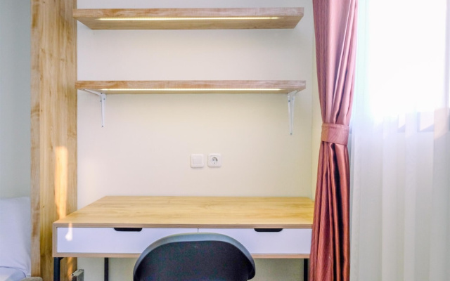 Comfy And Minimalist Studio Evenciio Margonda Apartment