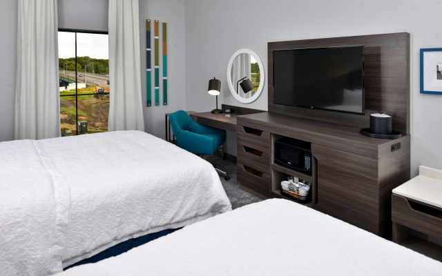 Hampton Inn Cedar Falls Downtown
