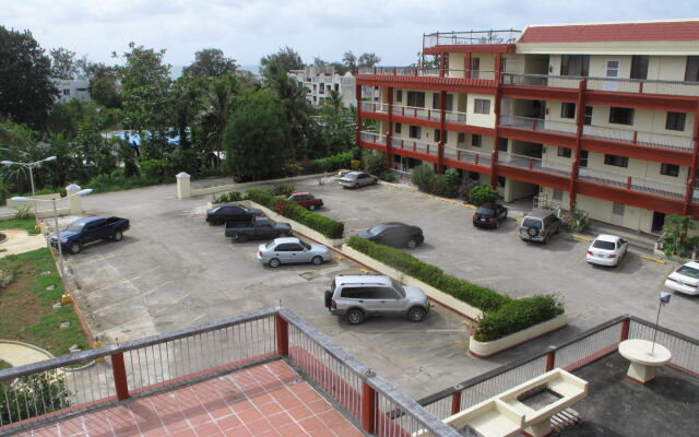 Beach Garden Hotel