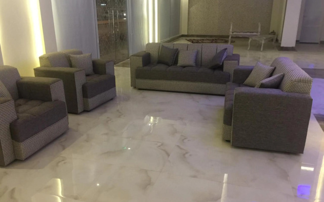 Jawahir Al Sharq Furnished Units
