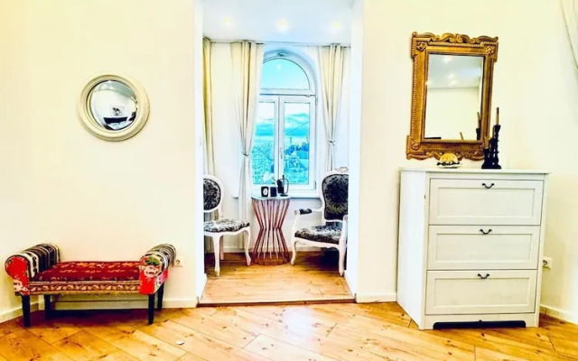 Spacious 3BR Near Kaufpark Alterlaa