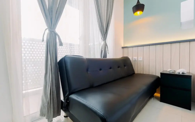 Comfortable and Complete Studio for Family at West Vista Apartment – Guest Rooms – Jakarta