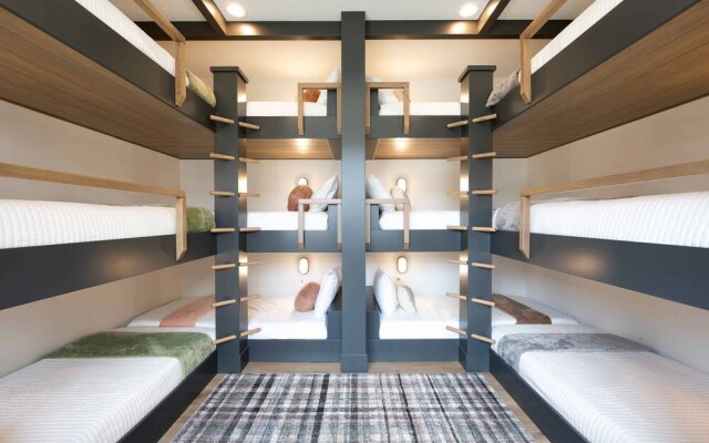 Desert Mirage 5 Bedroom Home