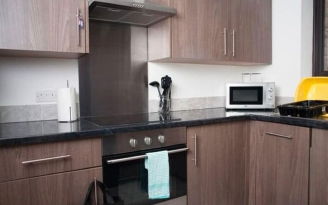 Cosy Holiday Home in Gloucester Near Museum and Cathedral