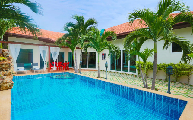 Majestic Villas Cosy Beach Pattaya