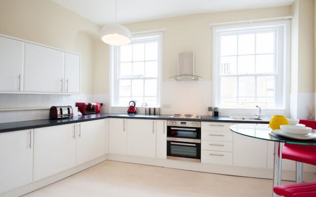 Elliot Oliver- 2 Bedroom Duplex Town Centre Apartment