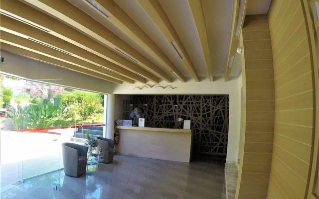 Varouxakis Hotel