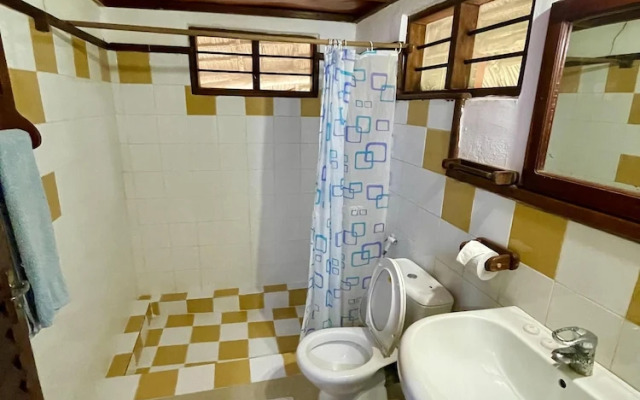 Mambo Beach Villas