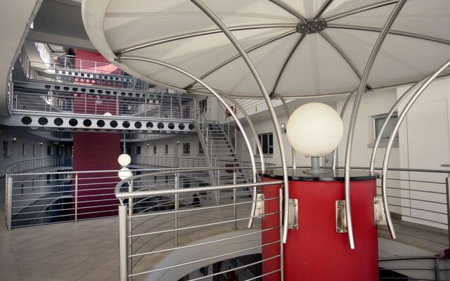 Urban Hip Hotels - Splice