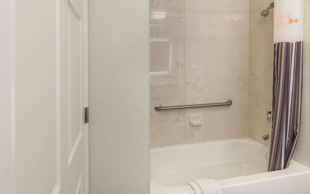 Texican Court, by Valencia Hotel Collection