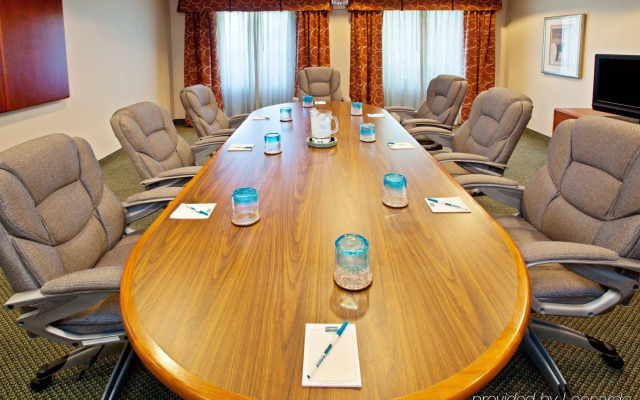 Staybridge Suites Indianapolis-Fishers by IHG