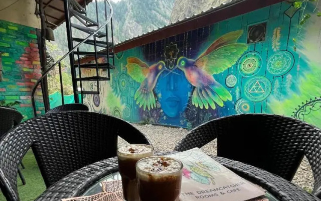 The Dreamcatcher room’s & cafe