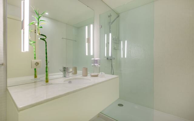 Charming Flat @ Trindade II