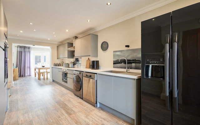 Host Stay Eskdale Escape