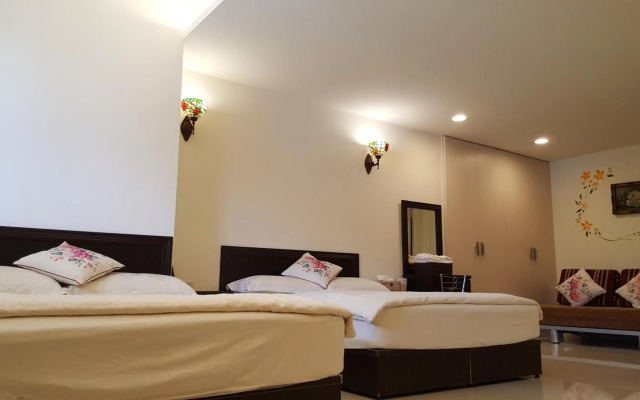 Light Dew Bed and Breakfast