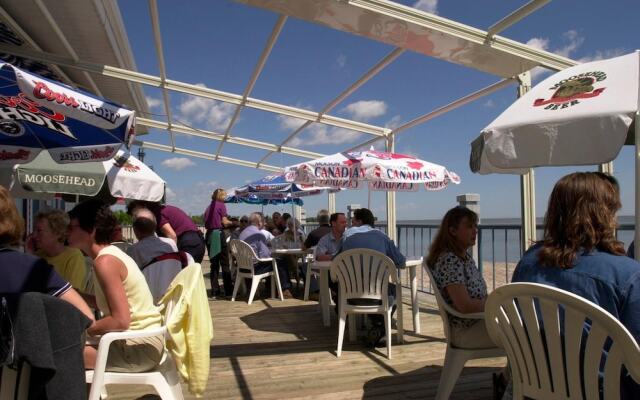 Lakeview Gimli Resort & Conference