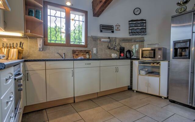 Lively Villa in Félines-minervois With Pool