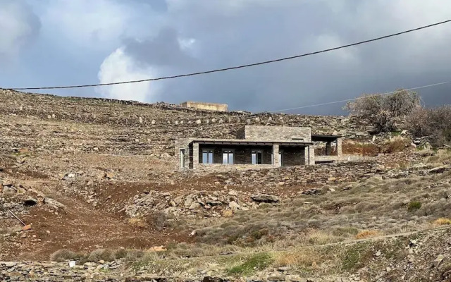 Tzia Stone Modern Studio with Sea View