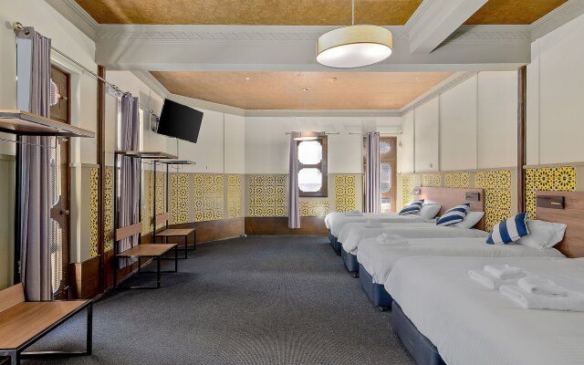 Criterion Hotel Sydney