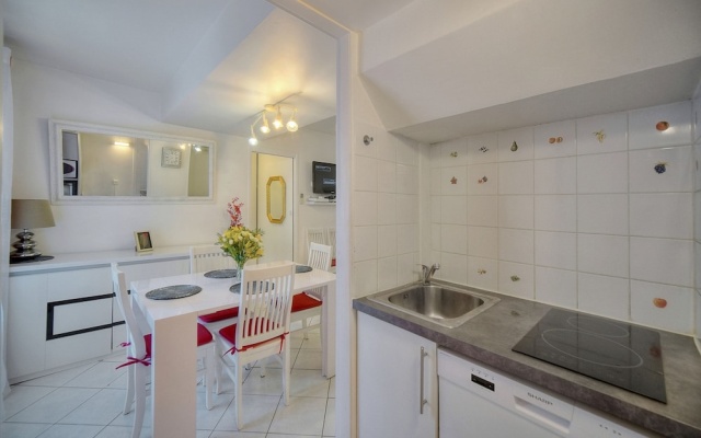 Ref 437665 in Cannes
