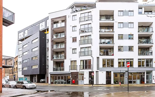 Duplex Two-bed Apartment Near Tower Bridge