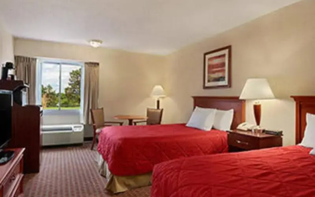 Ramada Burlington Hotel and Conference Center