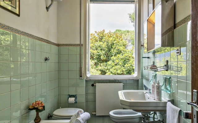 Villetta delle Rose con giardino a Rapallo