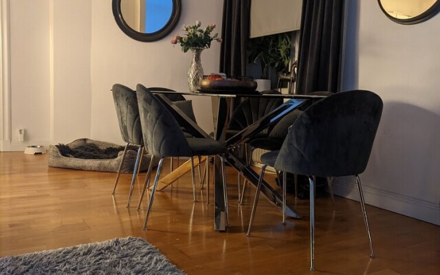 Stylish 2-bed Apartment in Central Stockholm