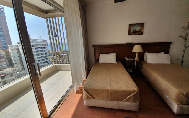 Holiday Home Suites