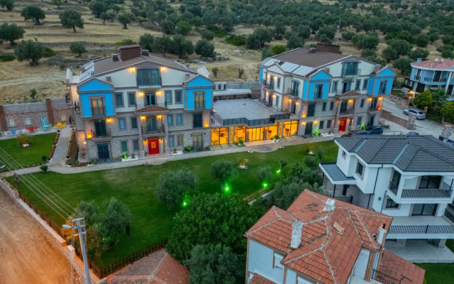 Cunda Nisa Otel