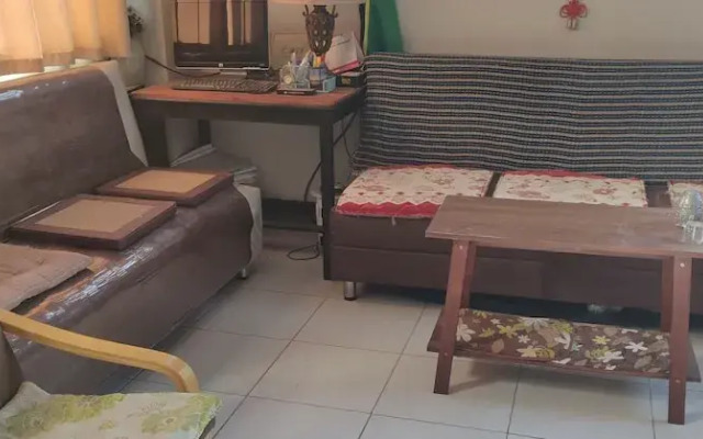 V House