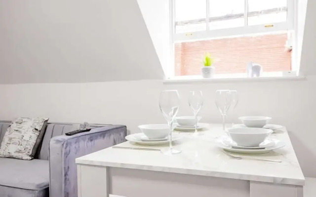Host Stay New Street Dwelling