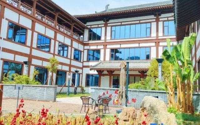 Luoyang Menggong Capital City Cultural Theme Hotel