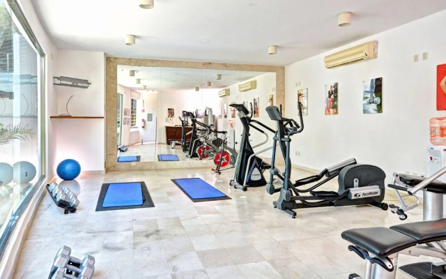 Luxury Condo Boutique