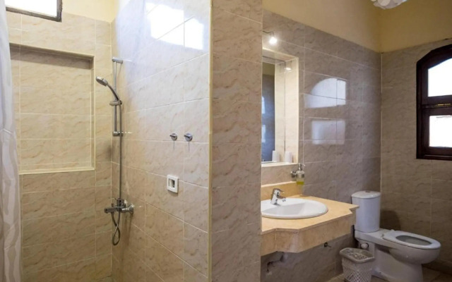 Nile Compound Hotel