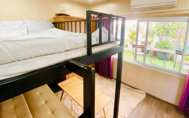 Haiphong Backpacker Hostel