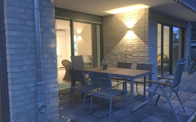 2502 - Strandwiese 15